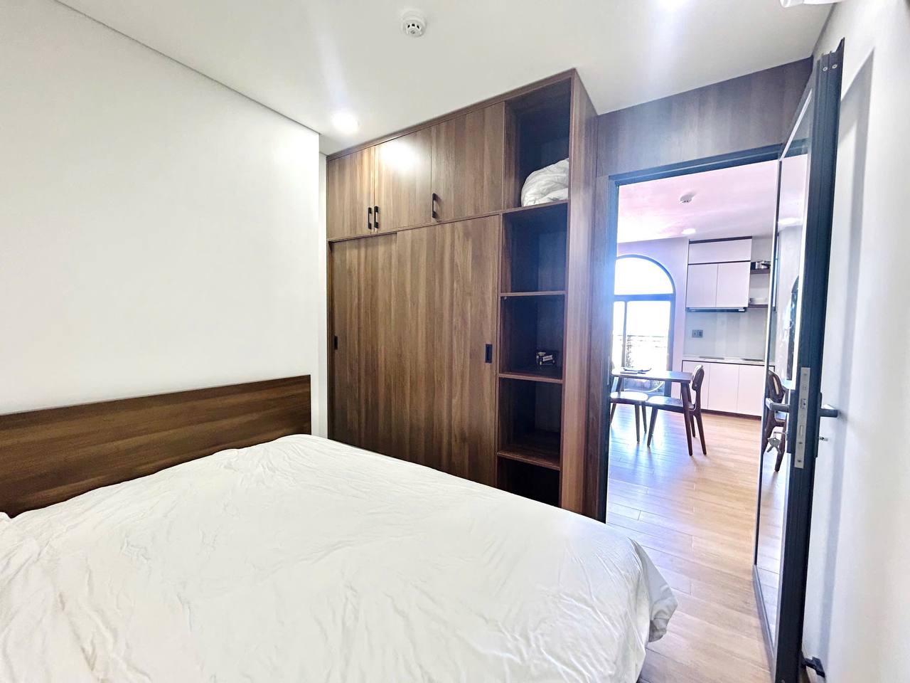 1-Bedroom Apartment with Swimming Pool in Da Nang photo 6 of 8
