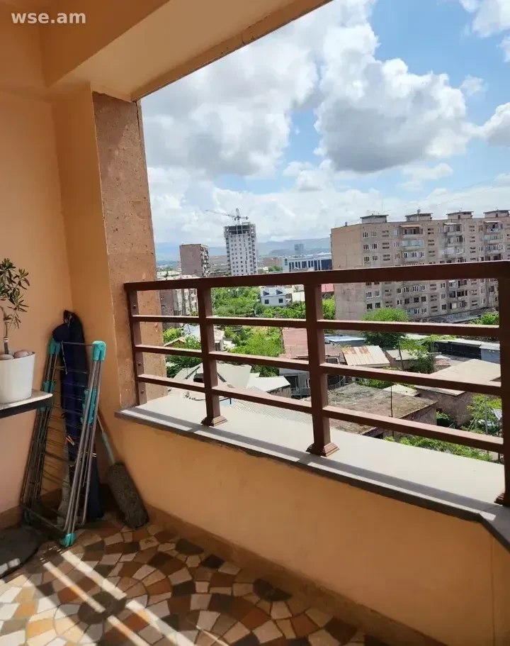 Three-Room Apartment in Shengavit photo 6 of 8