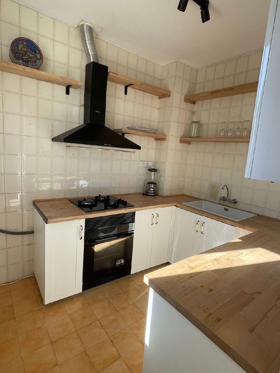 4-Bedroom Apartment in La Seu photo 2 of 8