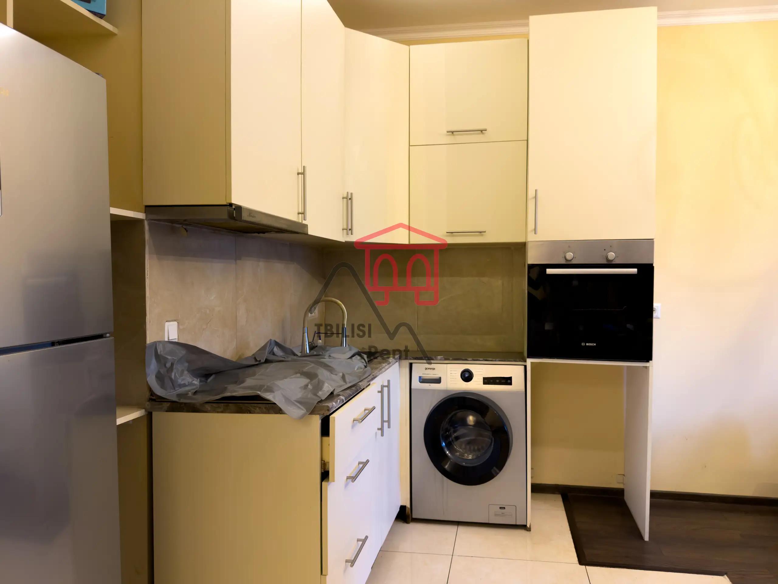3-комнатная квартира в Сабуртало photo 3 of 8