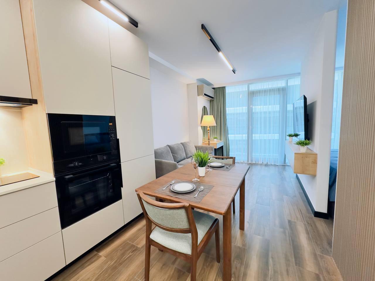 1-Bedroom Apartment on Lech and Maria Kaczynski Street photo 1 of 6