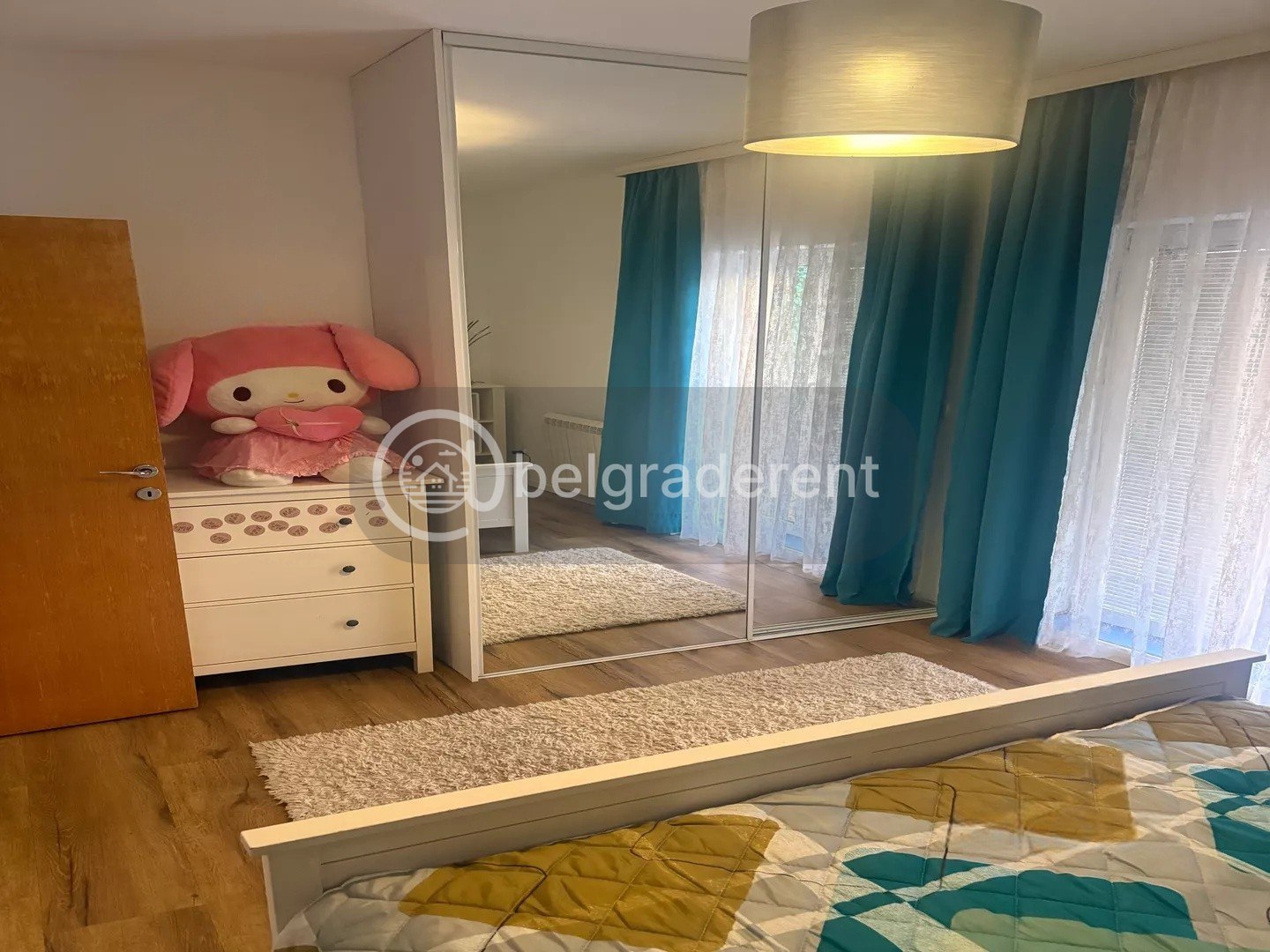 Three-Room Apartment in Vracar photo 5 of 6