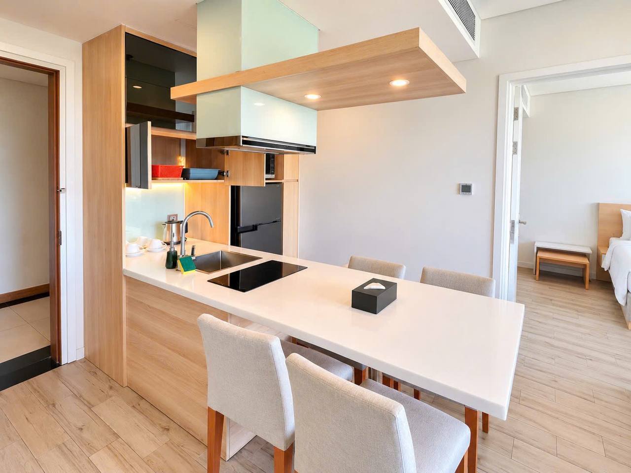 2-Bedroom Sea-View Apartment in Ngu Hanh Son photo 6 of 8