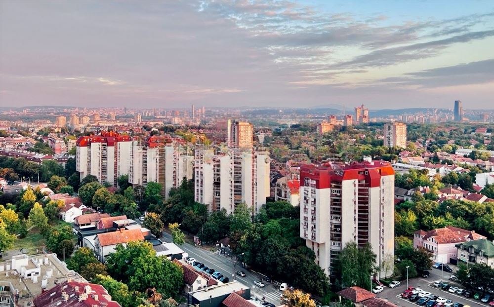 Меблированная 3,5-комнатная квартира в Земунe photo 7 of 8