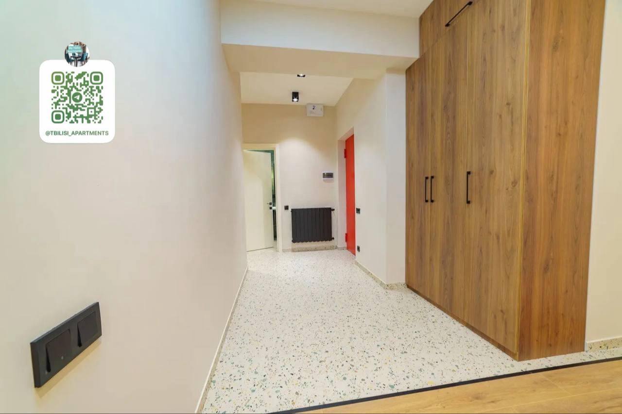 Two-Bedroom Apartment in Avlabari photo 7 of 8