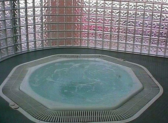 3-Bedroom Apartment with Pool in Valencia photo 7 of 8