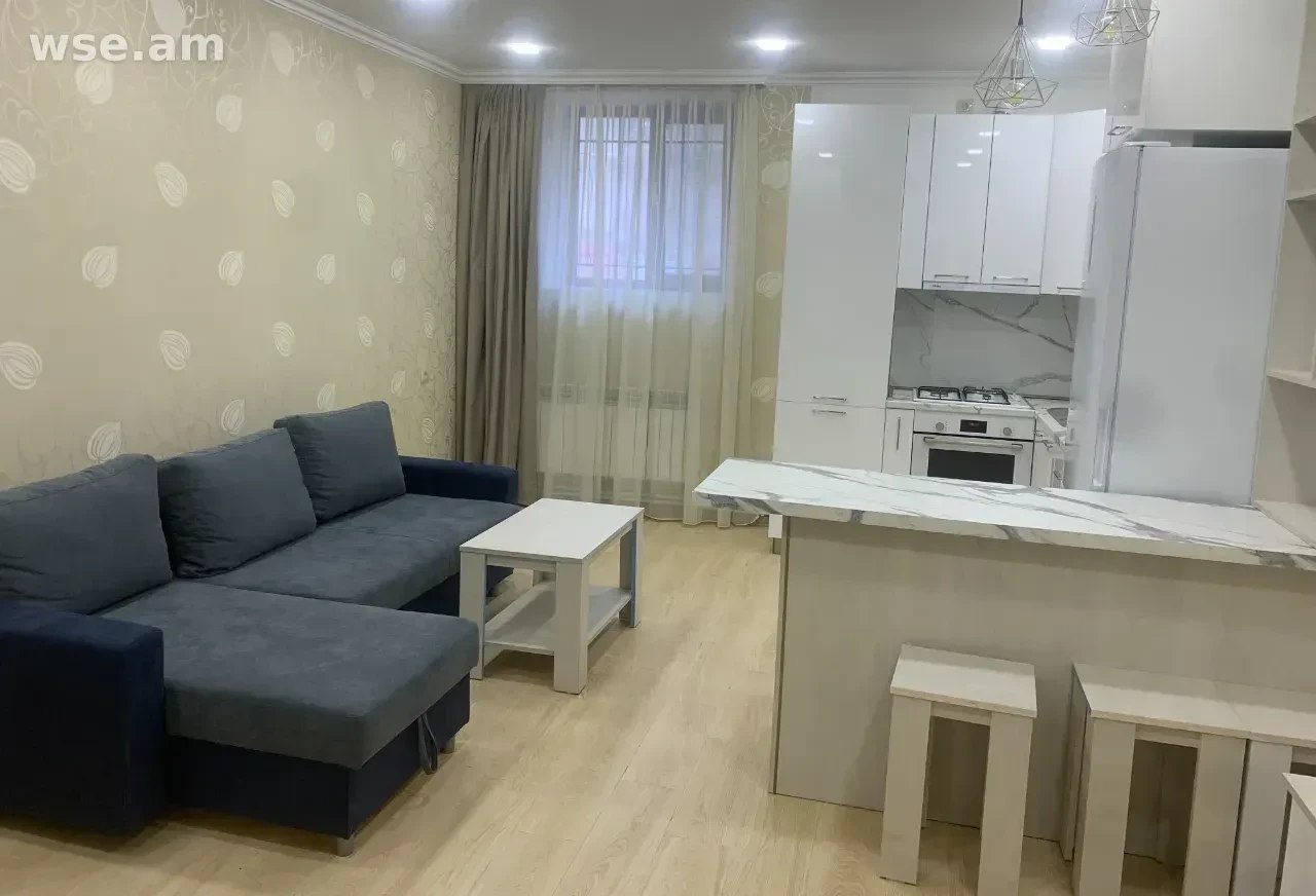 Two-Room Apartment for Rent in Davtashen photo 1 of 8