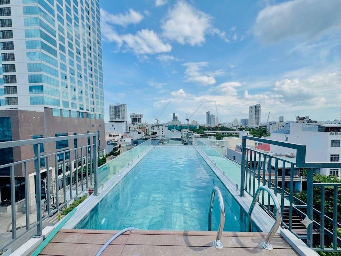 1-Bedroom Apartment with Pool in Son Tra photo 1 of 6