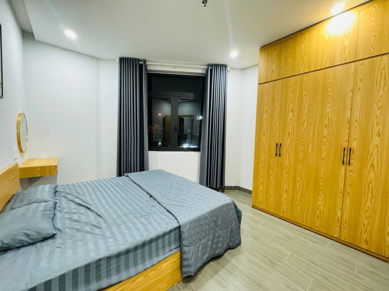 Furnished 1-Bedroom Apartment in Son Tra photo 6 of 8