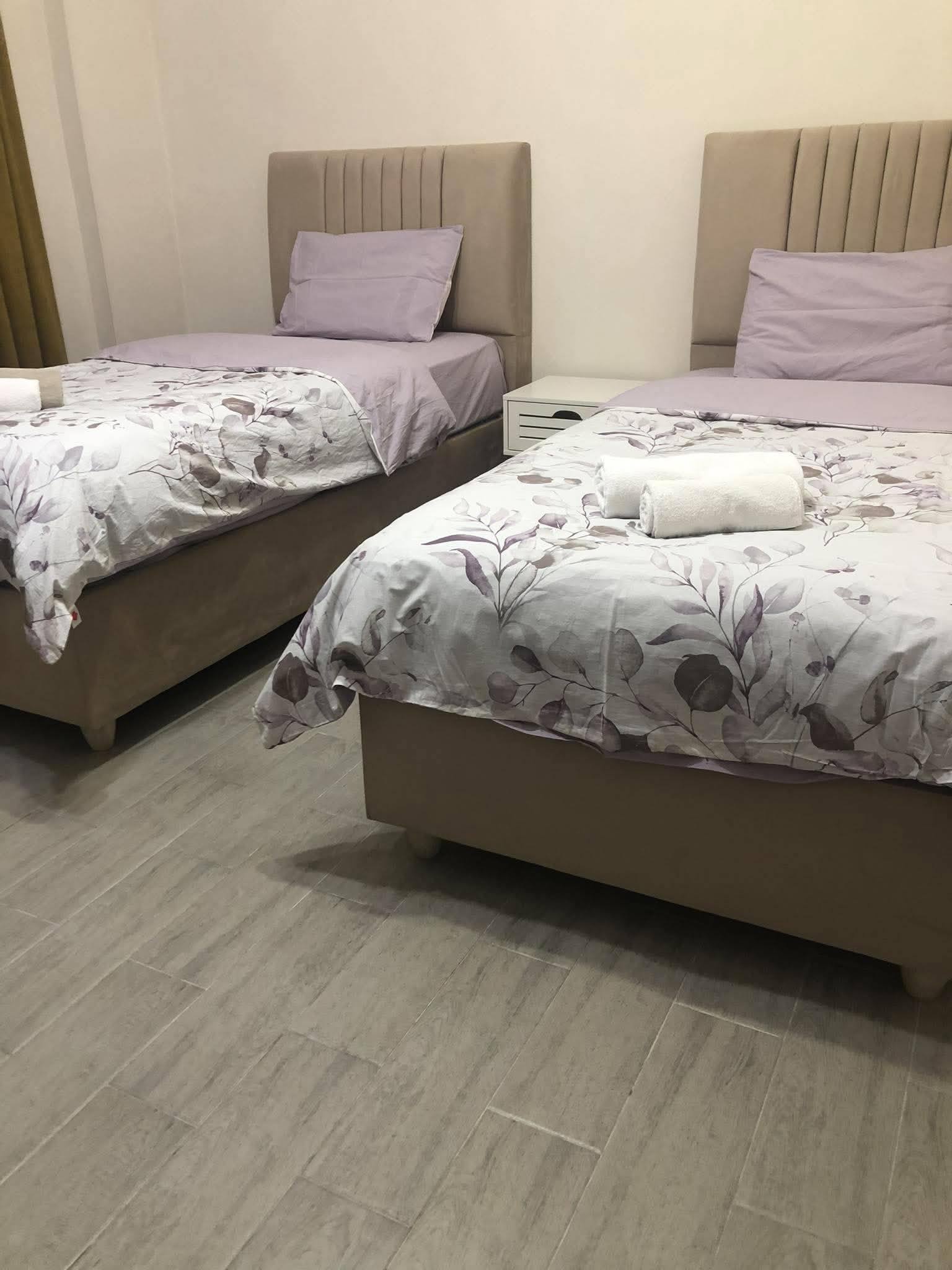 Two-Bedroom Apartment on Rustaveli Street photo 5 of 6