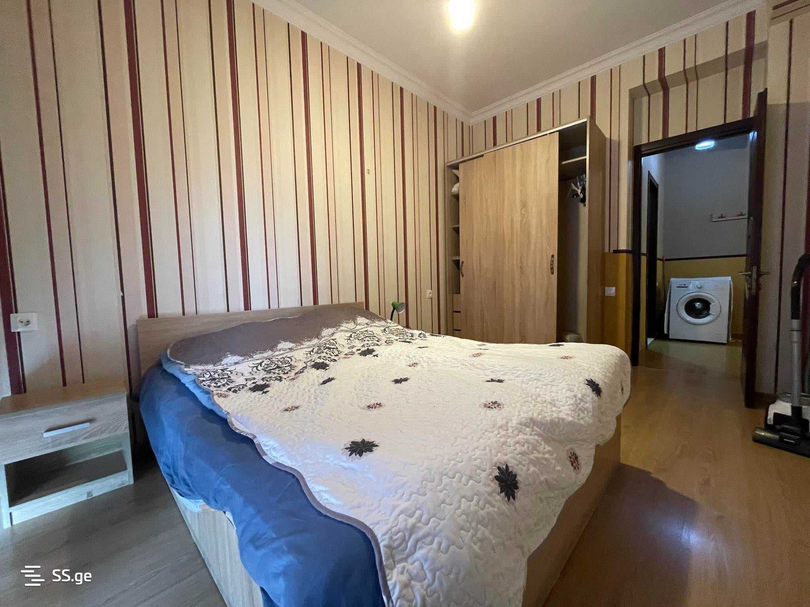 Furnished 1-Bedroom Apartment Near Metro photo 4 of 8