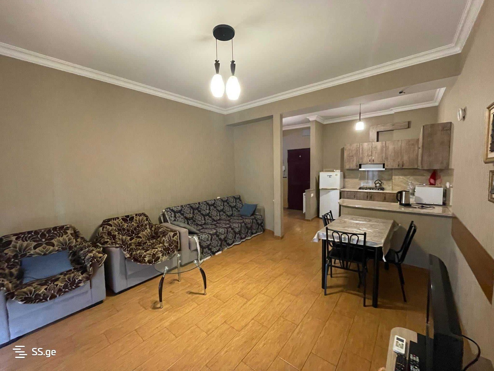 Furnished 1-Bedroom Apartment Near Metro photo 6 of 8