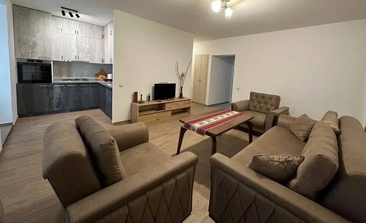 Furnished 3-Room Apartment in Arabkir photo 2 of 8