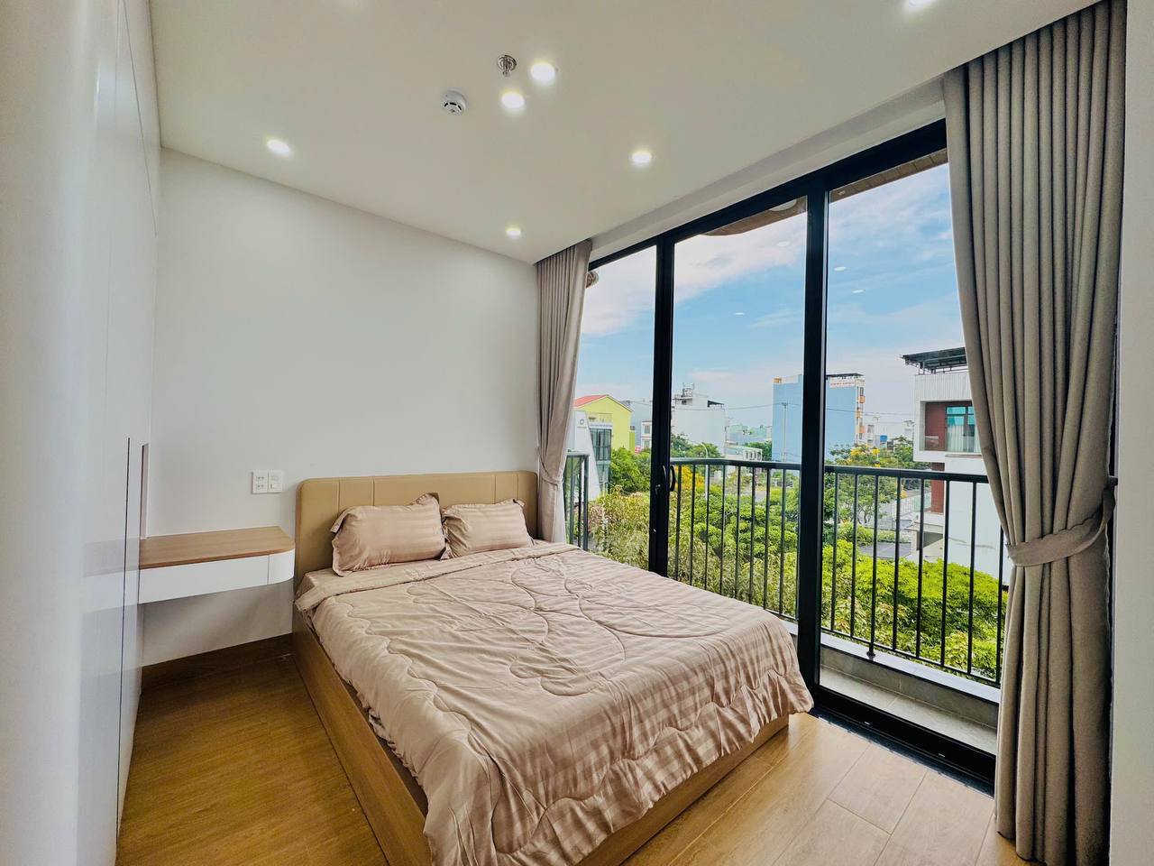 2-Bedroom Apartment on Doan Khue Street photo 2 of 8