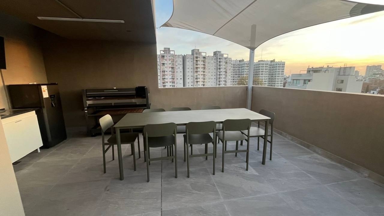 Studio with Balcony in Palermo photo 8 of 8