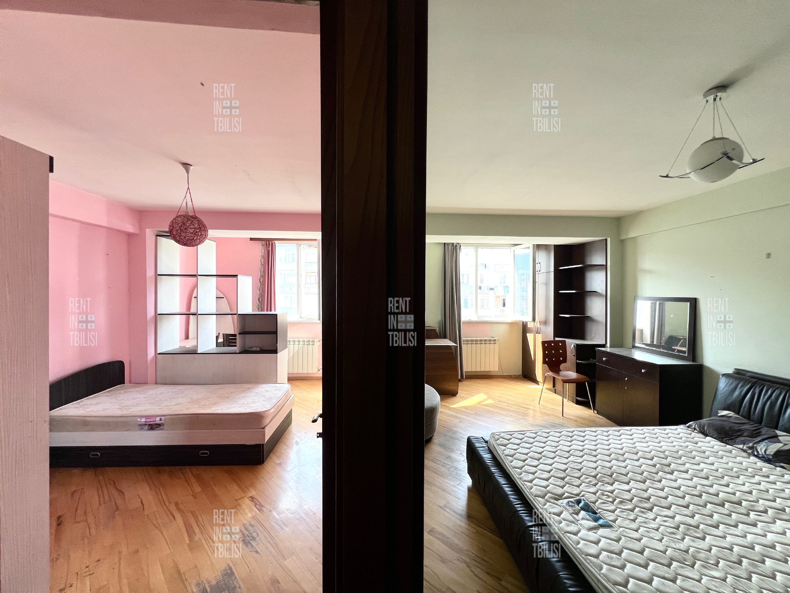 Spacious 3-Bedroom Apartment in Saburtalo photo 4 of 8