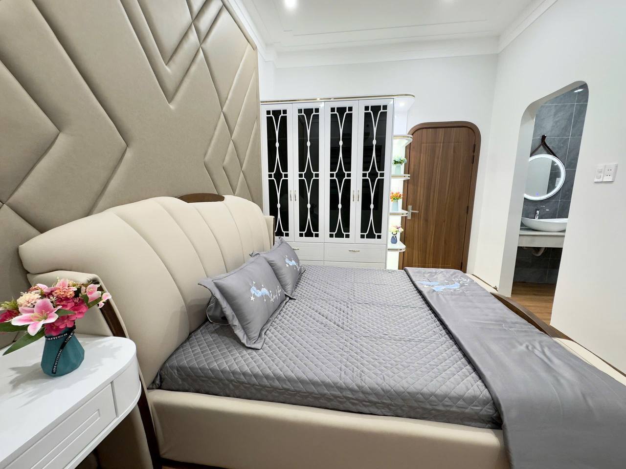 4-Bedroom House in Hoa Khanh photo 8 of 8