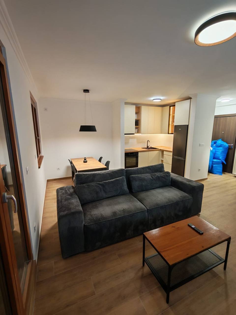2-Bedroom Apartment with Parking photo 1 of 5