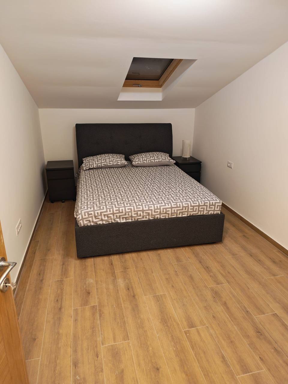 2-Bedroom Apartment with Parking photo 3 of 5