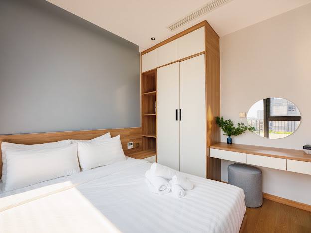1-Bedroom Apartment in Son Tra photo 2 of 8