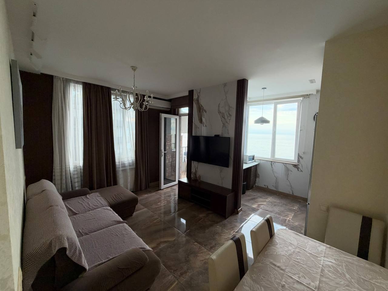 1-комнатная квартира с видом на море photo 4 of 8