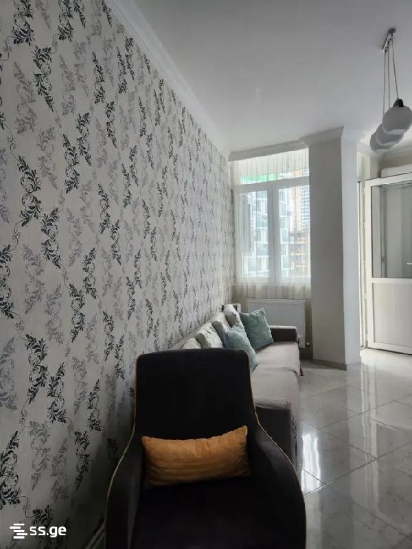 1-Bedroom Apartment for Rent in Batumi photo 4 of 8