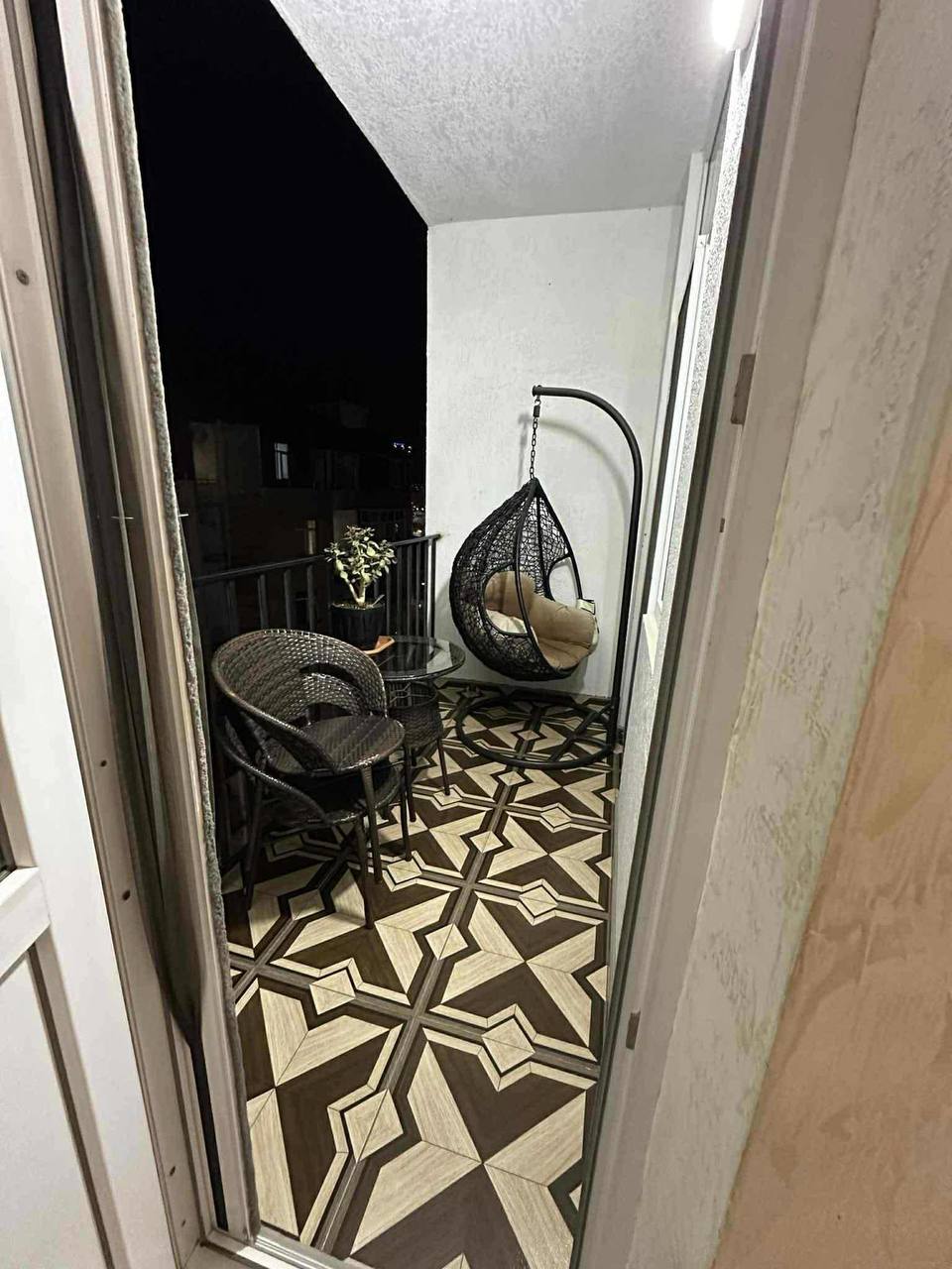Светлая двухкомнатная квартира у моря photo 8 of 8