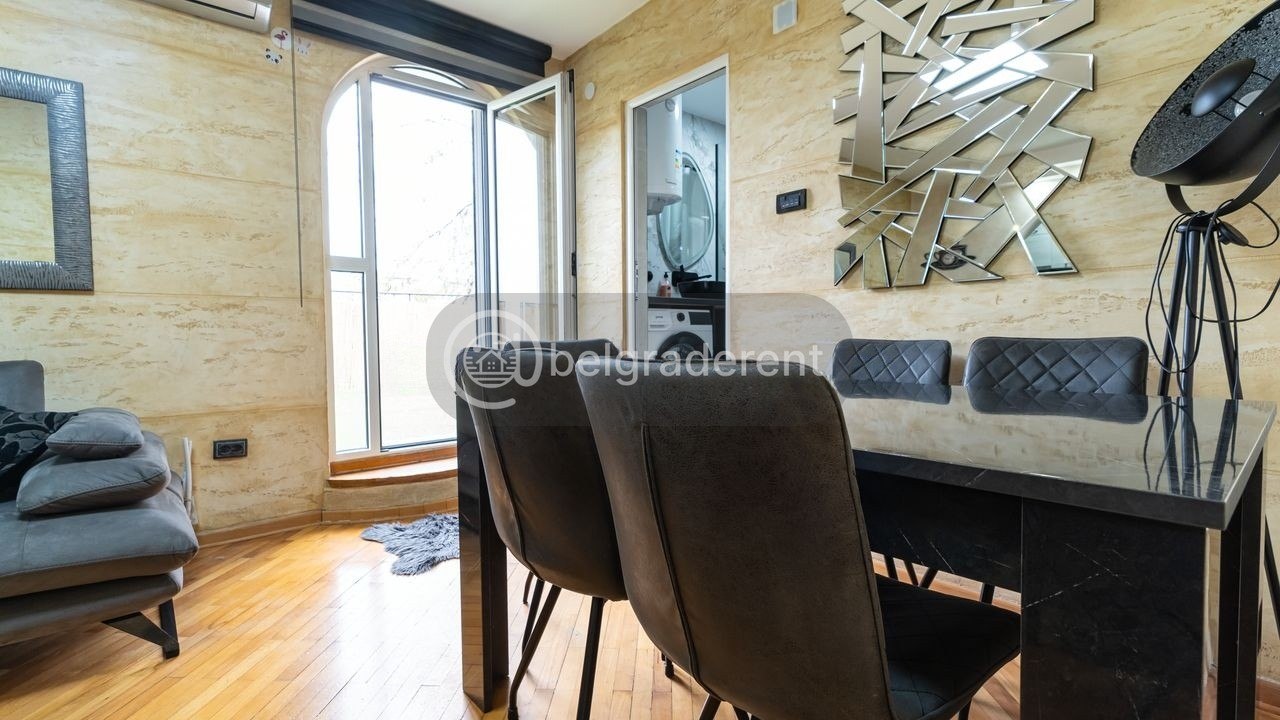 2-Bedroom Apartment in Voždovac photo 2 of 8