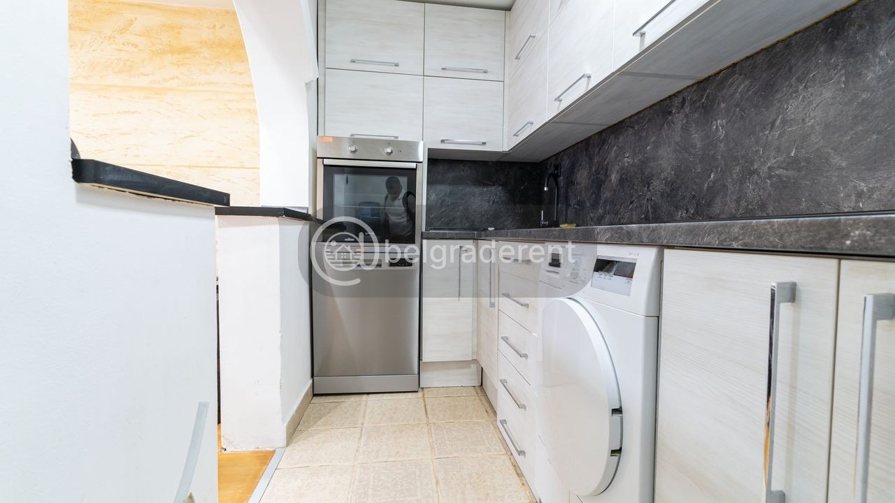 2-Bedroom Apartment in Voždovac photo 4 of 8