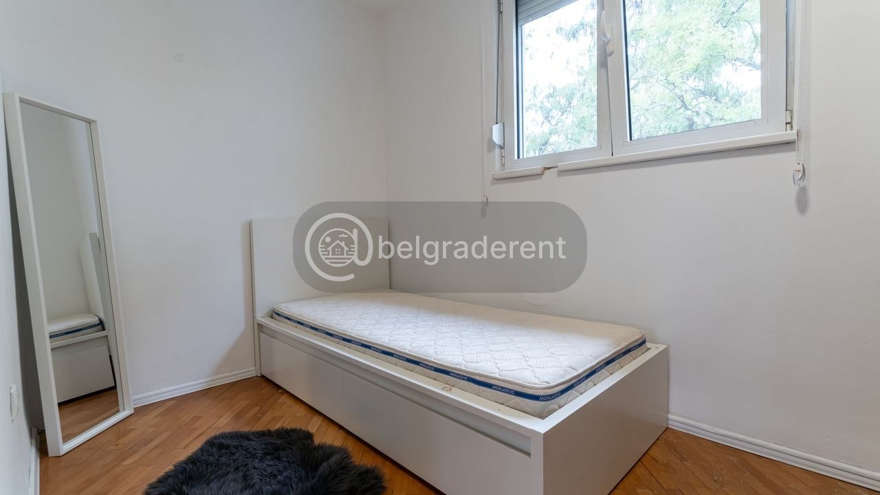 2-Bedroom Apartment in Voždovac photo 6 of 8