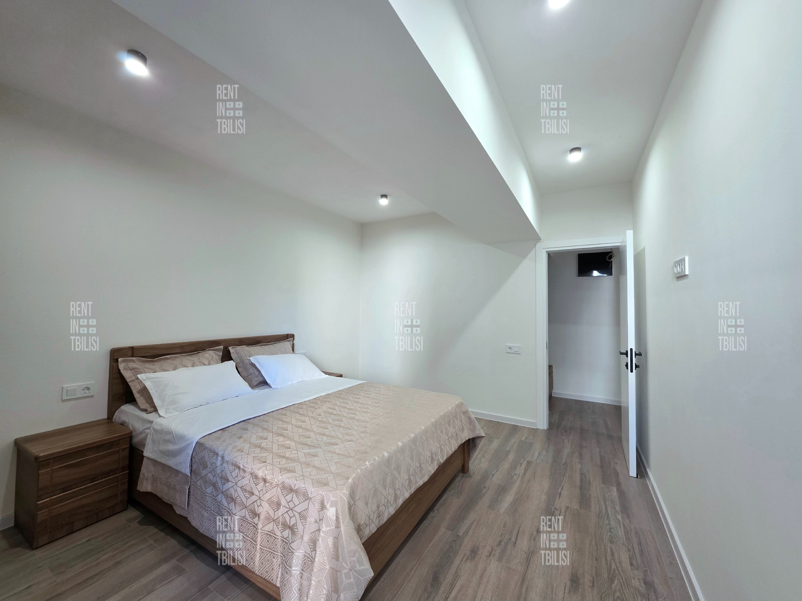 1-Bedroom Apartment in Saburtalo photo 6 of 8