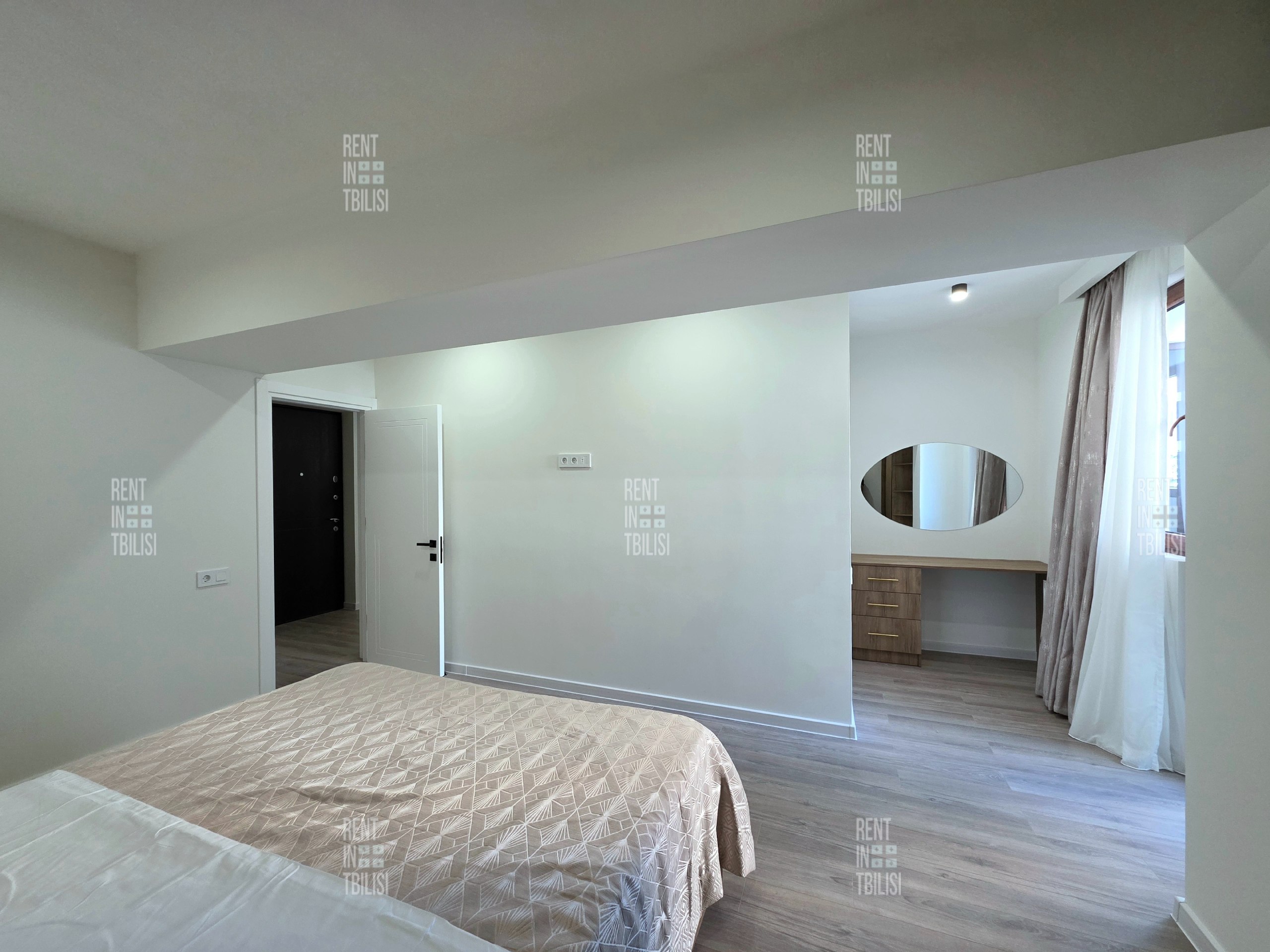 1-Bedroom Apartment in Saburtalo photo 7 of 8