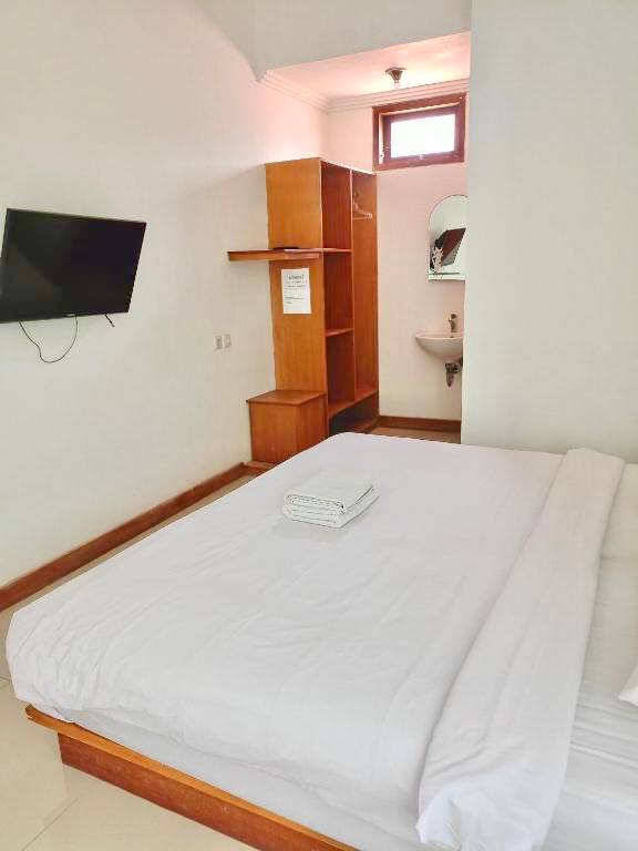 Room in Canggu Guesthouse photo 3 of 4