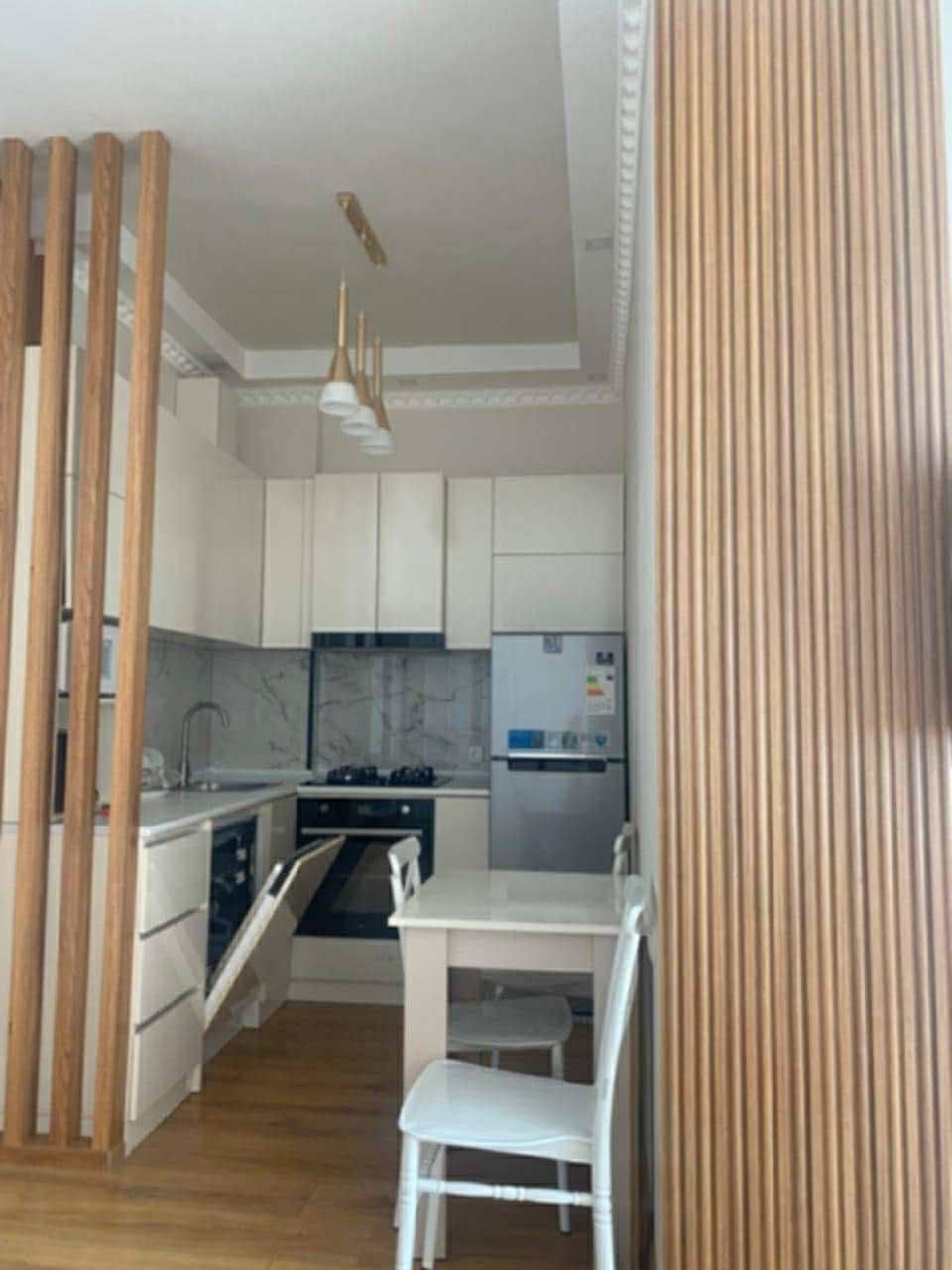Spacious Two-Bedroom Apartment in Batumi photo 1 of 6