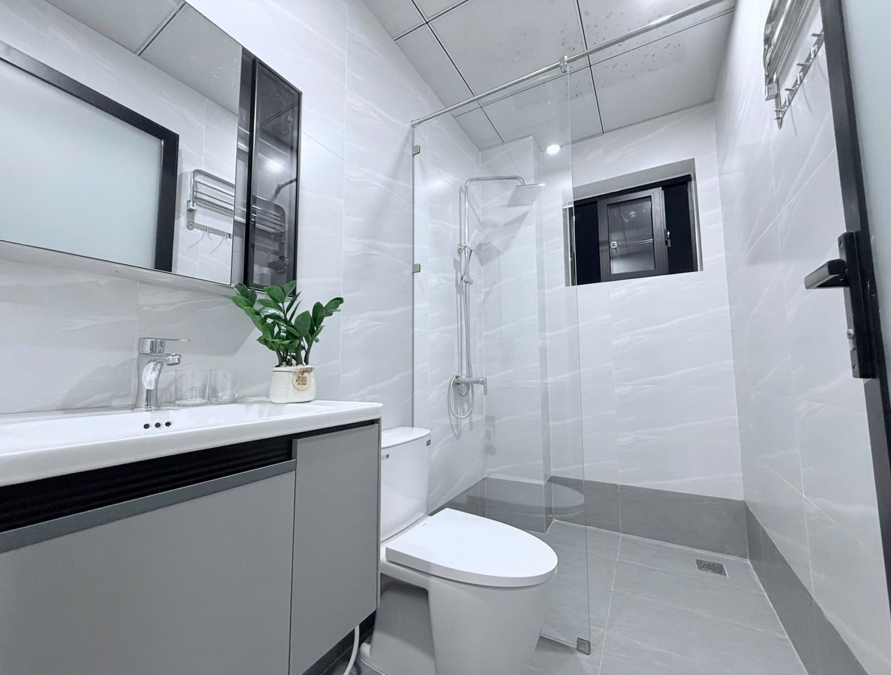 1-Bedroom Apartment with Swimming Pool in My An photo 5 of 8