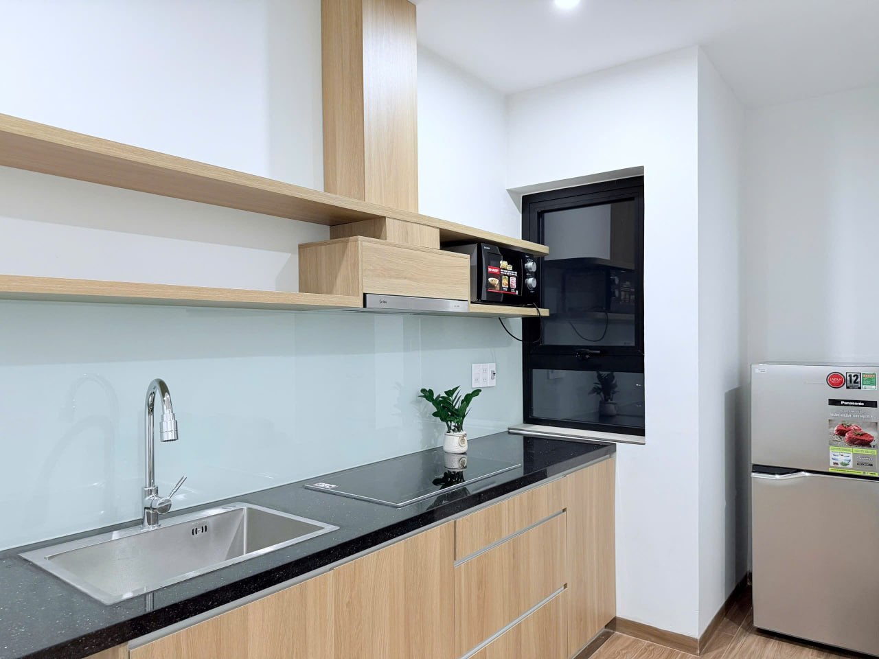 1-Bedroom Apartment with Swimming Pool in My An photo 6 of 8