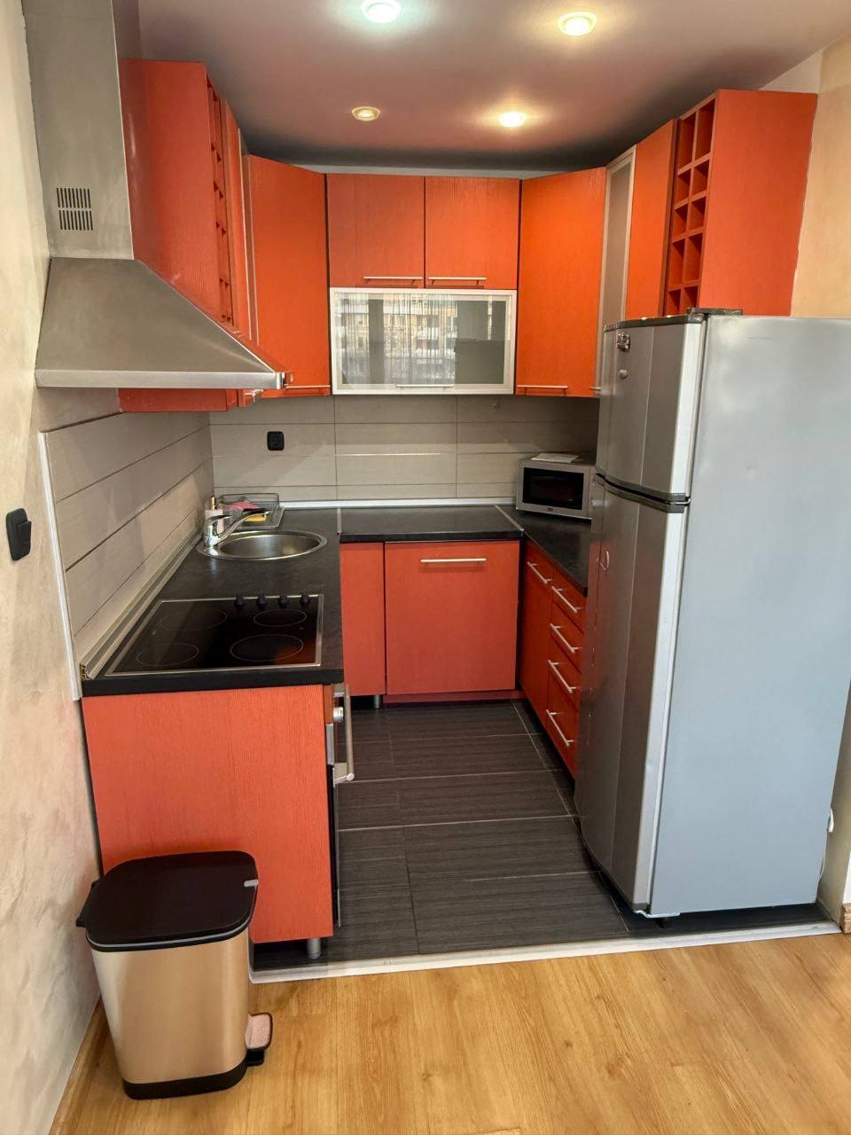 Three-Room Apartment in Novi Beograd photo 3 of 8