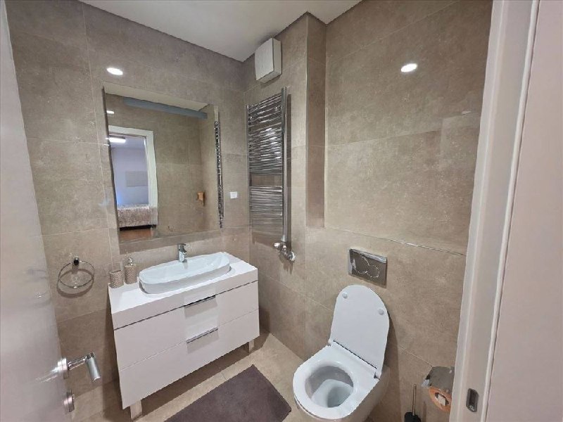 New Furnished 3-Room Apartment in Savski Venac photo 8 of 8