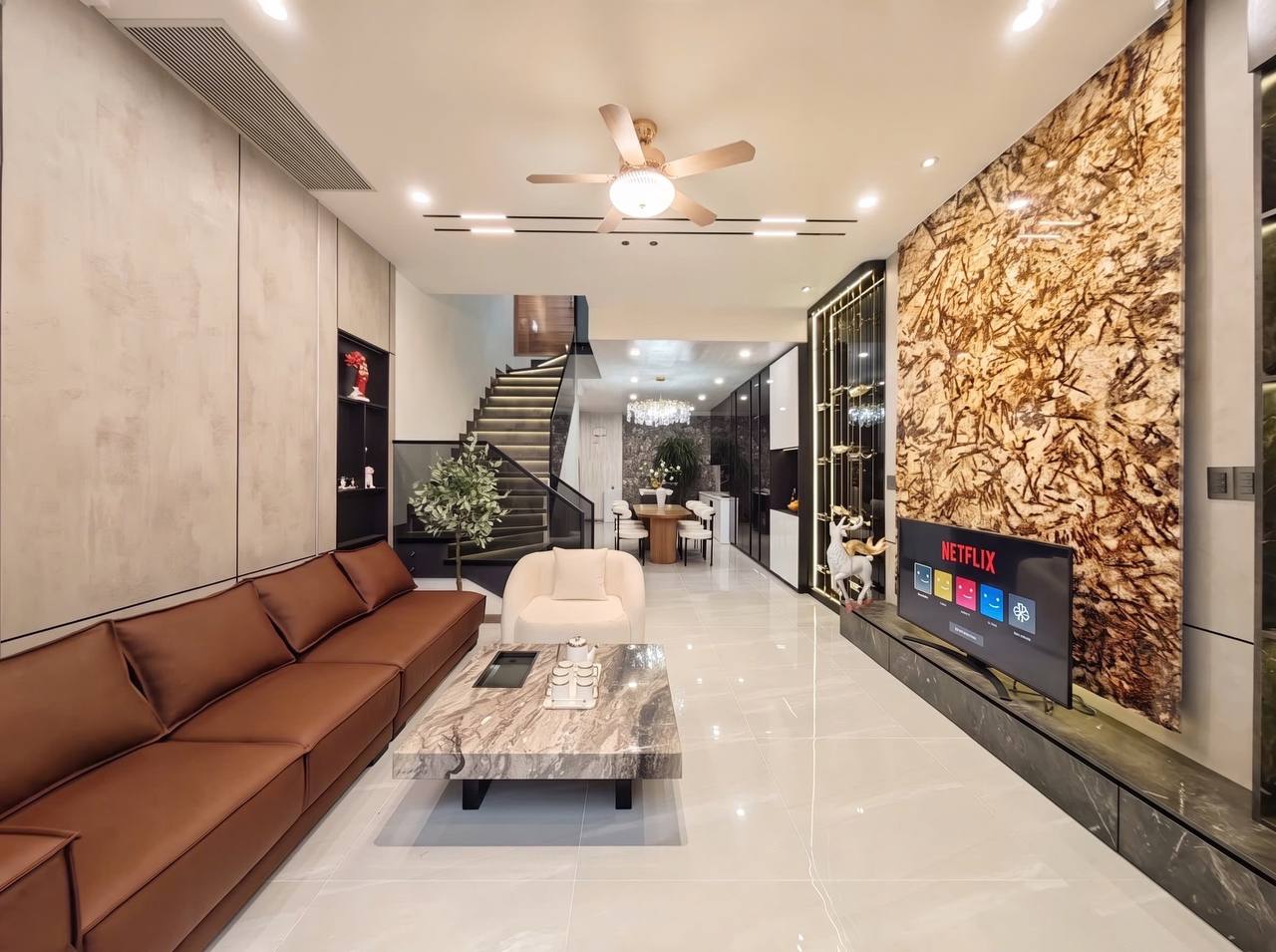 3-Bedroom House in Hoa Khanh photo 2 of 8