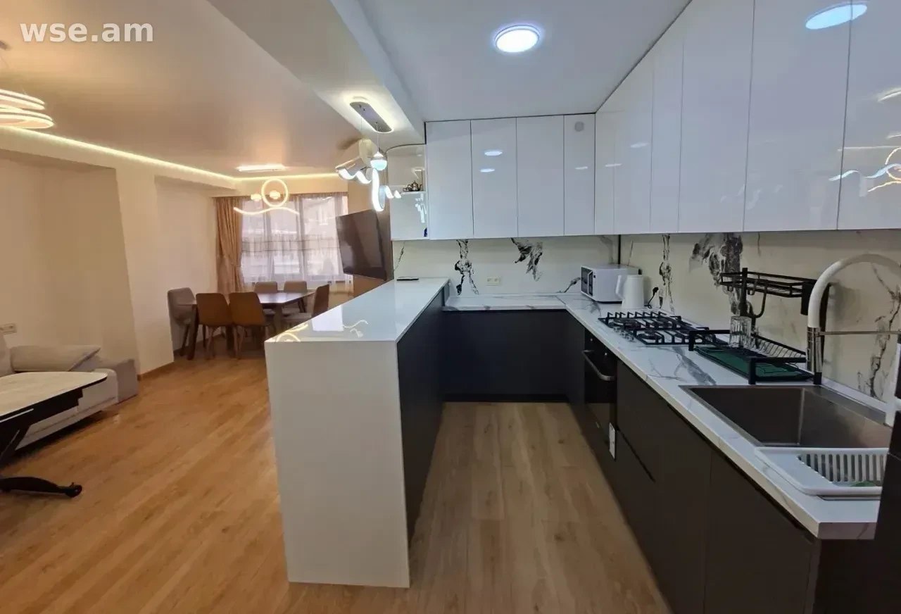3-Room Apartment for Rent in Erebuni photo 2 of 8