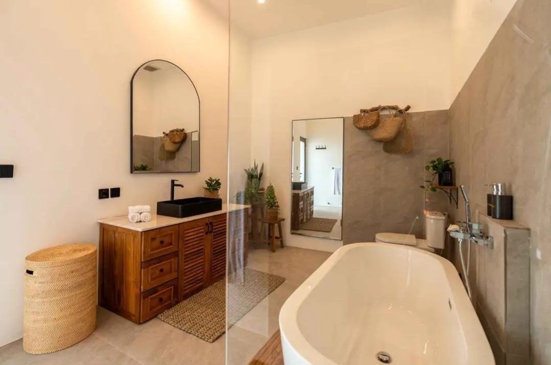 3-Bedroom Villa in Tumbak Bayuh photo 2 of 8