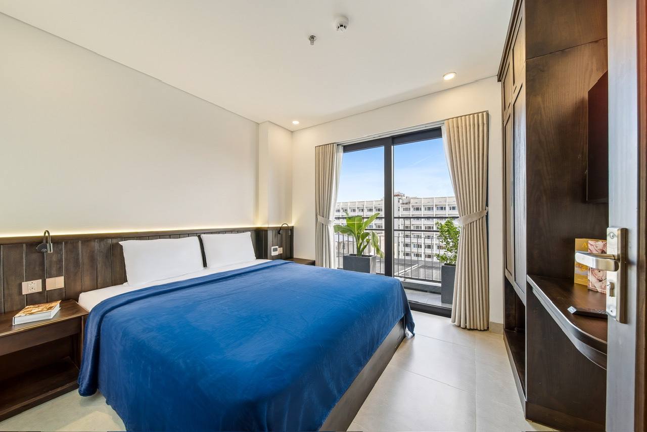 1-Bedroom Penthouse with Sea View in Son Tra photo 1 of 8