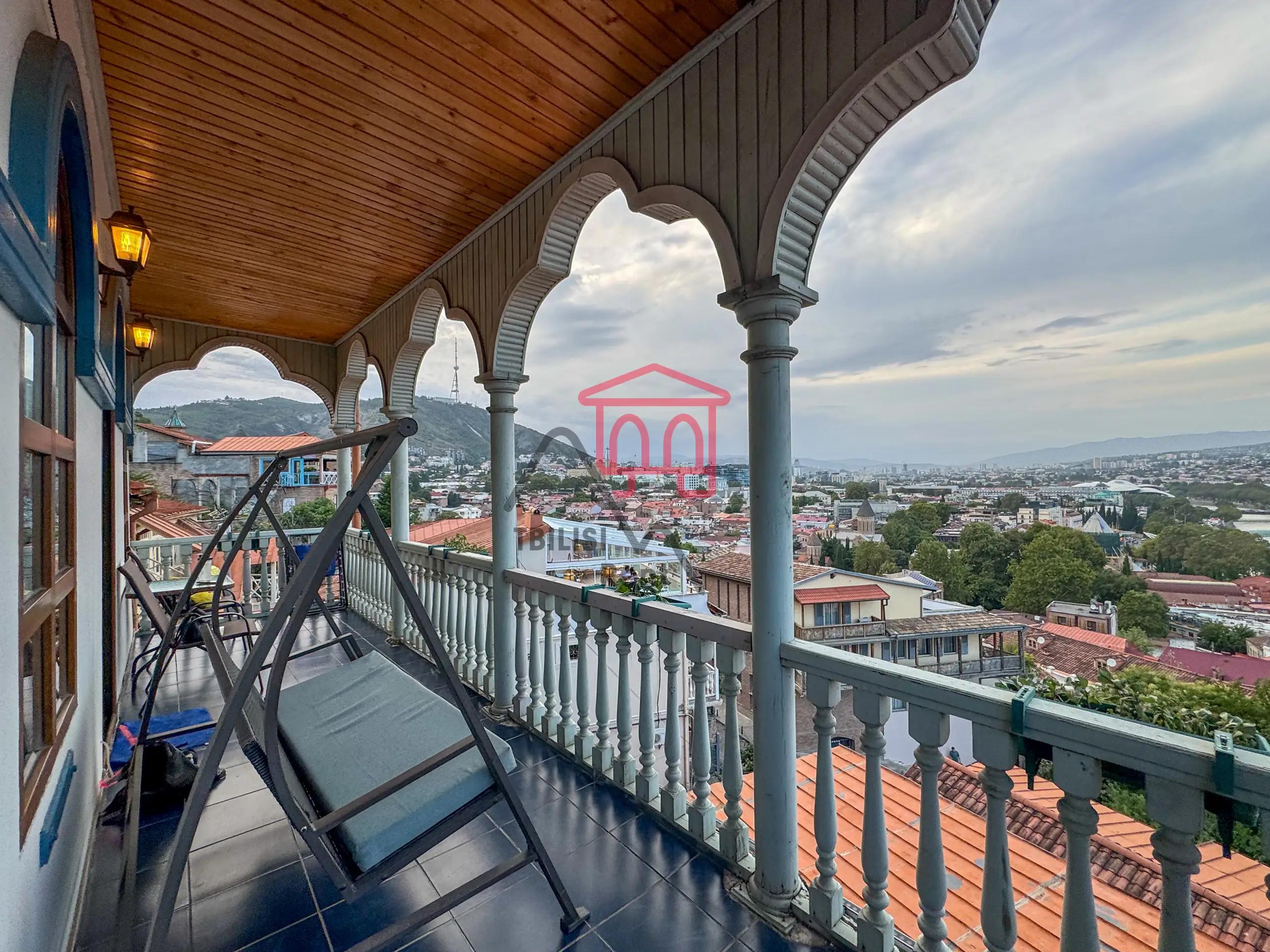 Beautiful Apartment with Terrace and City View photo 5 of 8