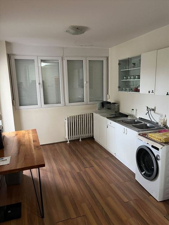 Renovated Two-Room Apartment in New Belgrade photo 4 of 8