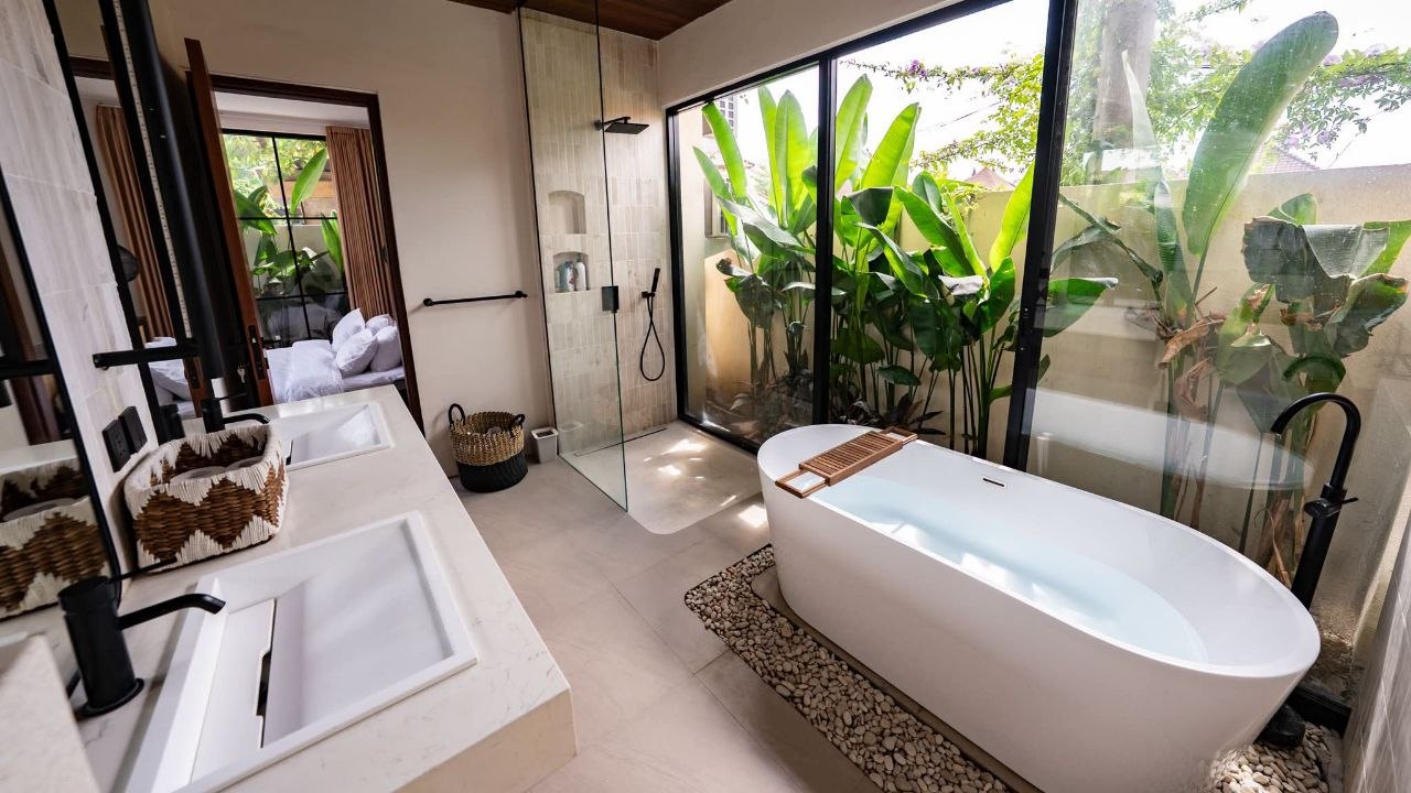 3-Bedroom Villa in Canggu photo 5 of 8