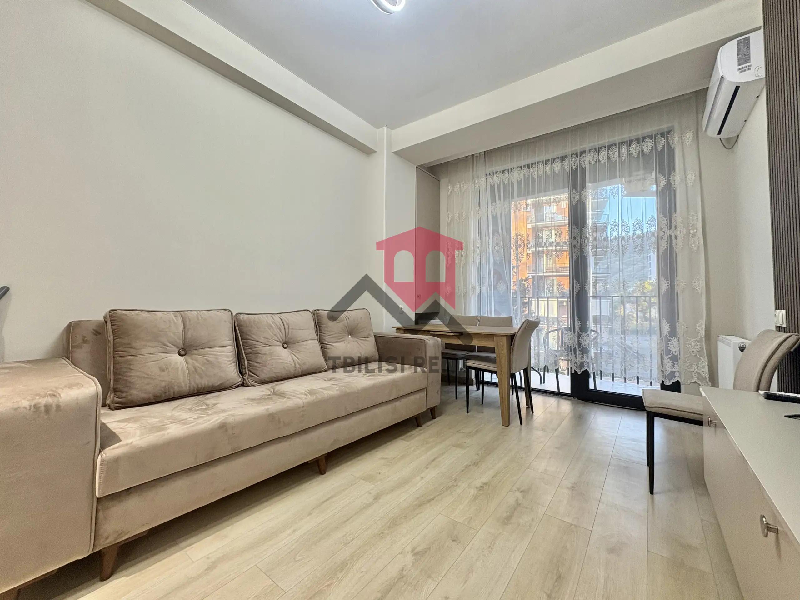 Bright Furnished Apartment in Ortachala photo 2 of 8