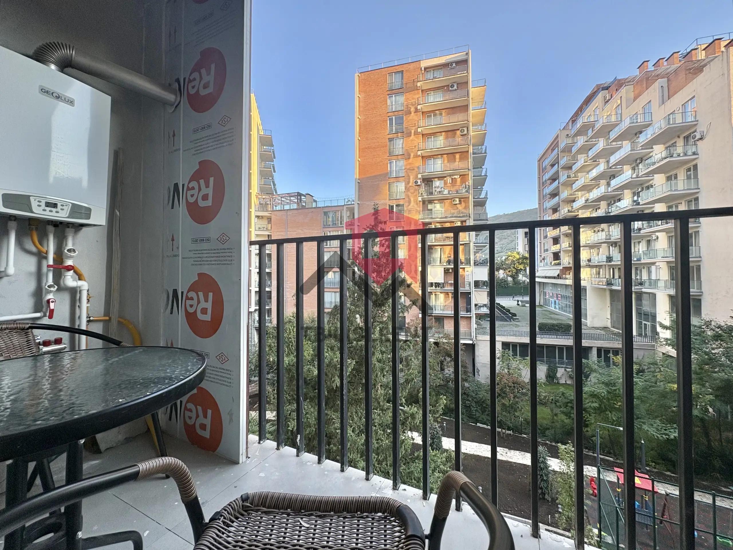 Bright Furnished Apartment in Ortachala photo 6 of 8