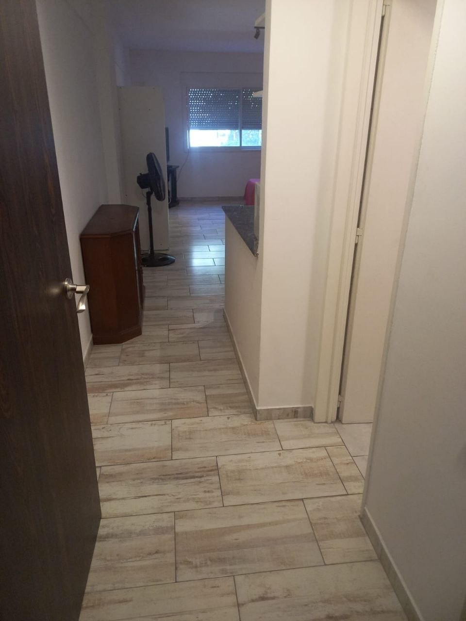 Студия в Монсеррате со стиральной машиной photo 4 of 5