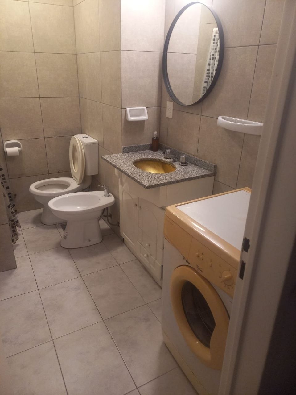 Студия в Монсеррате со стиральной машиной photo 5 of 5