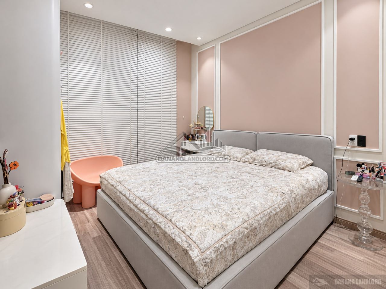 Luxury 2-Bedroom Apartment at Monarchy B photo 6 of 7